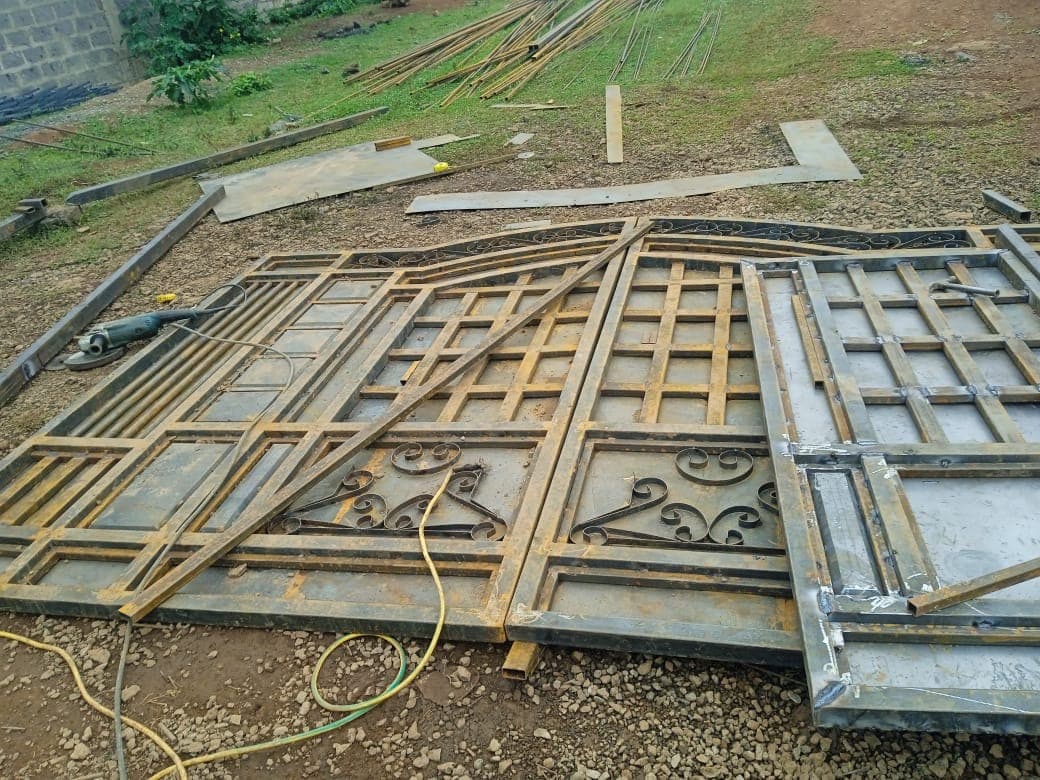 Multiple metal gate frames laid out showing fabrication work